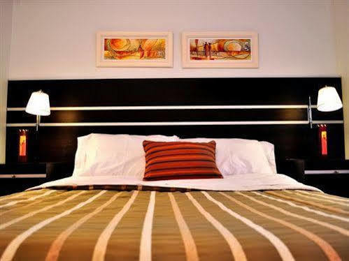 Aparthotel Santiago Building Departamentos à Córdoba Extérieur photo